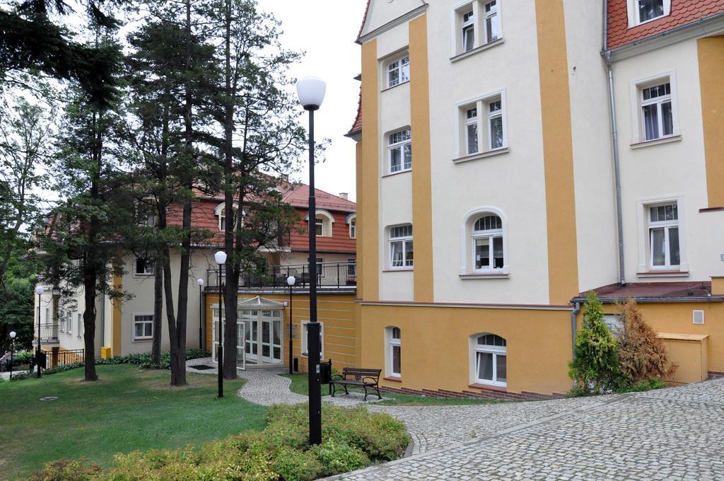 Zdrojowy Sanus Hotell Świeradów-Zdrój Eksteriør bilde